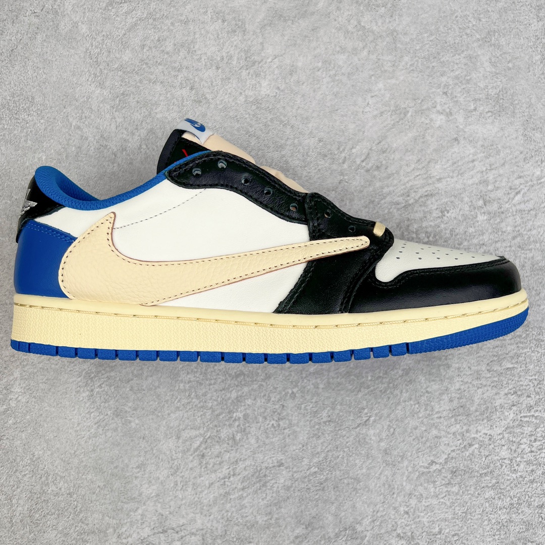 ＃LJ渠道版 Travis Scott x Fragment x Air Jordan AJ1 Low OG SP 三方联名闪电倒钩低帮 DM7866-140 原盒原配 原厂拉帮工艺 针距密度一致 全新升级网板中底 原楦原纸板开发 后跟弧度收口自然不对折 极致一眼正品既视感 原厂皮料 进口玻璃冲刀皮料裁剪零毛边 承诺百分百一致原鞋 全鞋电脑针车工艺 鞋面清洁度最高QC检验标准 控制溢胶 原厂电绣工艺 鞋标鞋盒、防尘纸 均采购来自原厂 尺码：36 36.5 37.5 38 38.5 39 40 40.5 41 42 42.5 43 44 44.5 45 46 47.5-选品中心