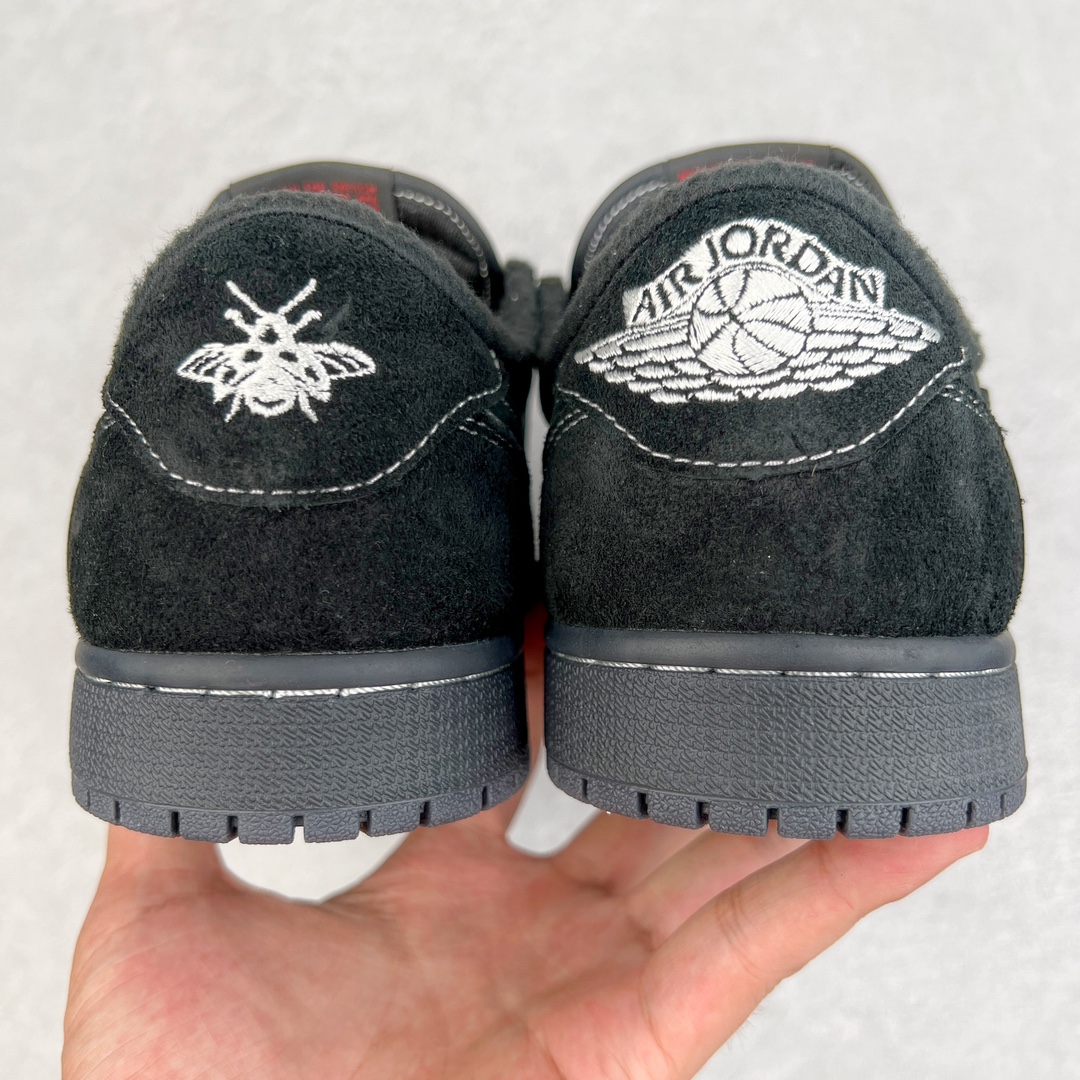 图片[8]-＃LJ渠道版 Travis Scott x Air Jordan AJ1 Low OG TS联名黑武士倒钩4.0低帮 DM7866-001 原盒原配 原厂拉帮工艺 针距密度一致 全新升级网板中底 原楦原纸板开发 后跟弧度收口自然不对折 极致一眼正品既视感 原厂皮料 进口玻璃冲刀皮料裁剪零毛边 承诺百分百一致原鞋 全鞋电脑针车工艺 鞋面清洁度最高QC检验标准 控制溢胶 原厂电绣工艺 鞋标鞋盒、防尘纸 均采购来自原厂 尺码：36 36.5 37.5 38 38.5 39 40 40.5 41 42 42.5 43 44 44.5 45 46 47.5-选品中心
