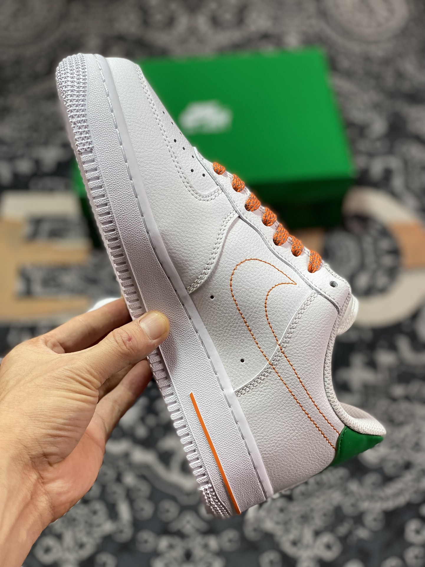 Nike Air Force 1 Low '07 Low Leather”Hawkins High” Air Force One Sneakers ”Leather White Dark Green Orange Red School Badge” CU9225-600