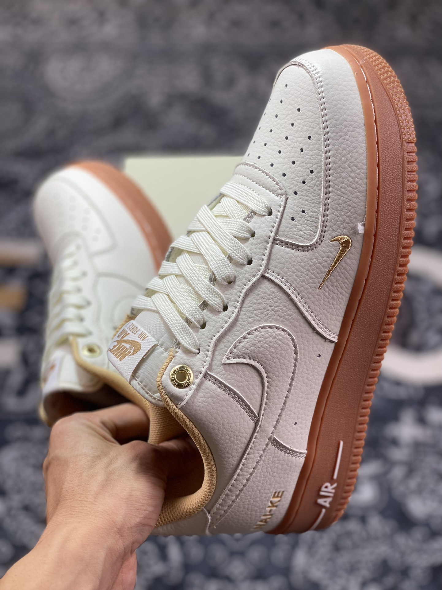 Nike Air Force 1'07”NAI-KE/Beige/Khaki/Gum” Air Force One sneakers ”NAIKE off-white khaki small hook raw rubber sole” NK0621-988