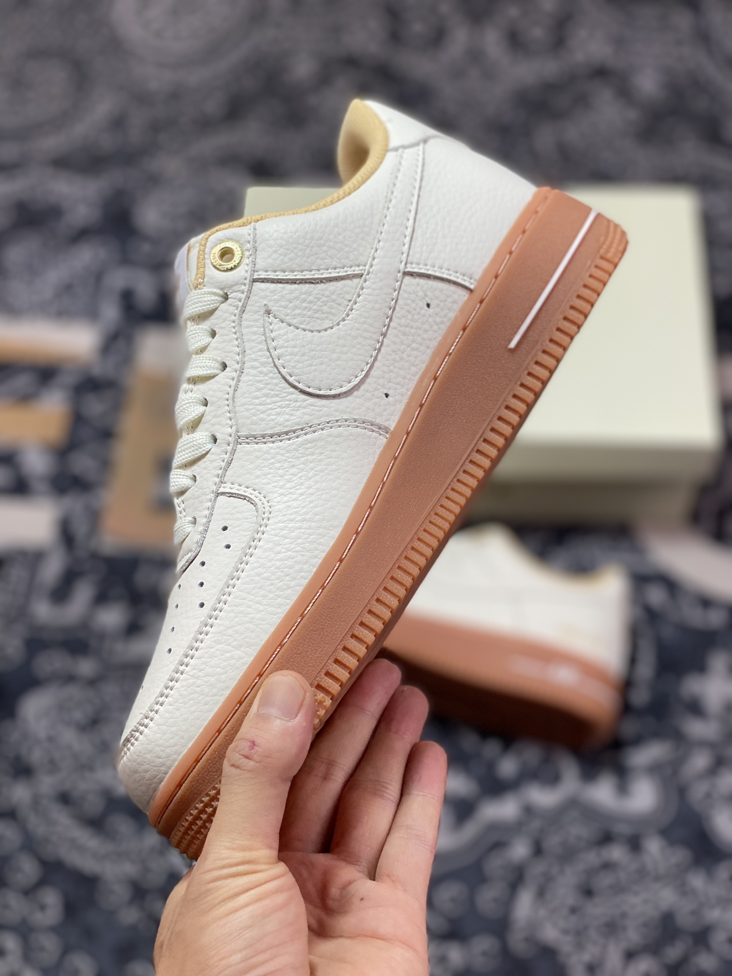 Nike Air Force 1'07”NAI-KE/Beige/Khaki/Gum” Air Force One sneakers ”NAIKE off-white khaki small hook raw rubber sole” NK0621-988