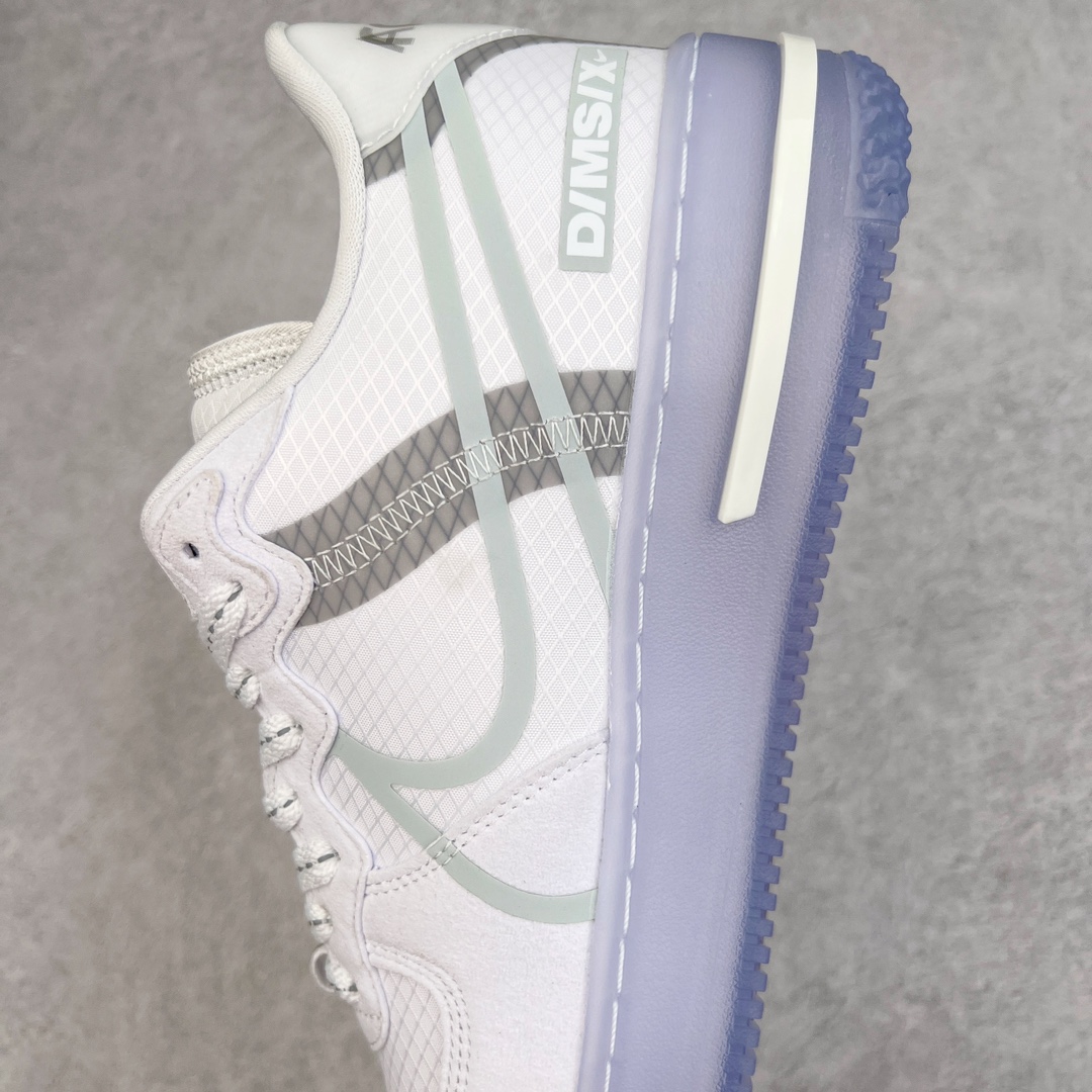 图片[7]-零售💰310 ＃LJ渠道版 NK Air Force 1 React QS Light Bone 空军一号解构冰蓝冰块🧊 CQ8879-100 原厂大底唯一正确卡色 韩国进口网纱 React缓震鞋垫 裸眼3D织唛标后跟标工艺 全鞋电脑针车 工整有序 原厂港宝加持完美还原灵魂版型 原盒原配从里到外百分百还原 白色鞋身搭配浅蓝色水晶底 内置react鞋垫 取消了sole气垫 鞋面采用尼龙材质和绒面革材质拼接打造 侧身Swoosh logo极具OW风格 整体样式简洁高级 全鞋线条3M反光显著 Size：35.5 36 36.5 37.5 38 38.5 39 40 40.5 41 42 42.5 43 44 44.5 45  编码：by3936010-运动鞋