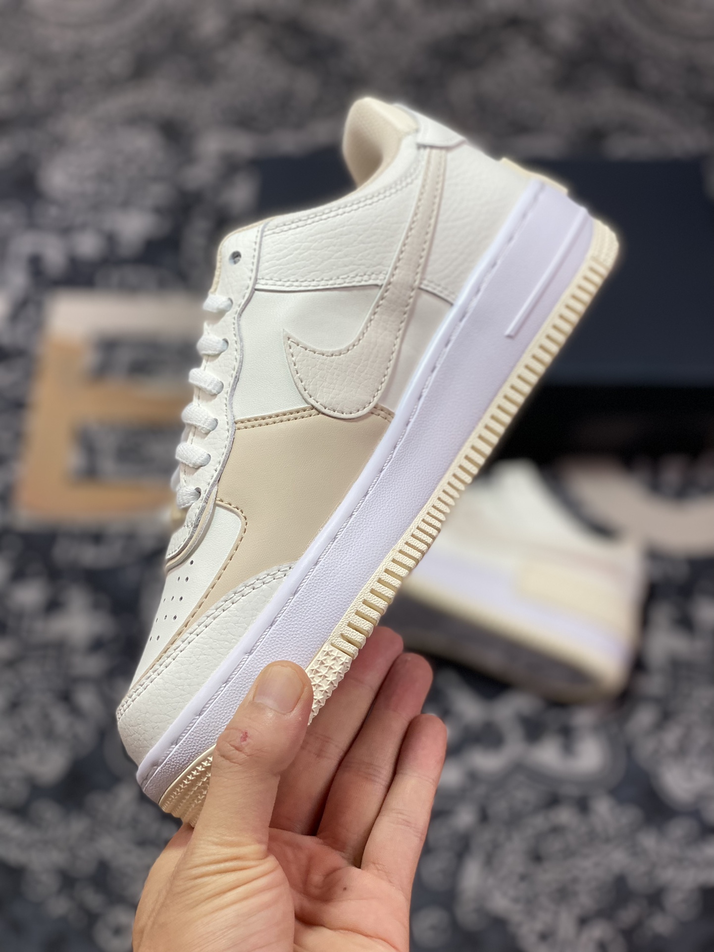 Nike WMNS Air Force 1 Shadow ”Light Tan” Air Force One Sneakers ”Light Yellow Milk Tea” FQ6871-111