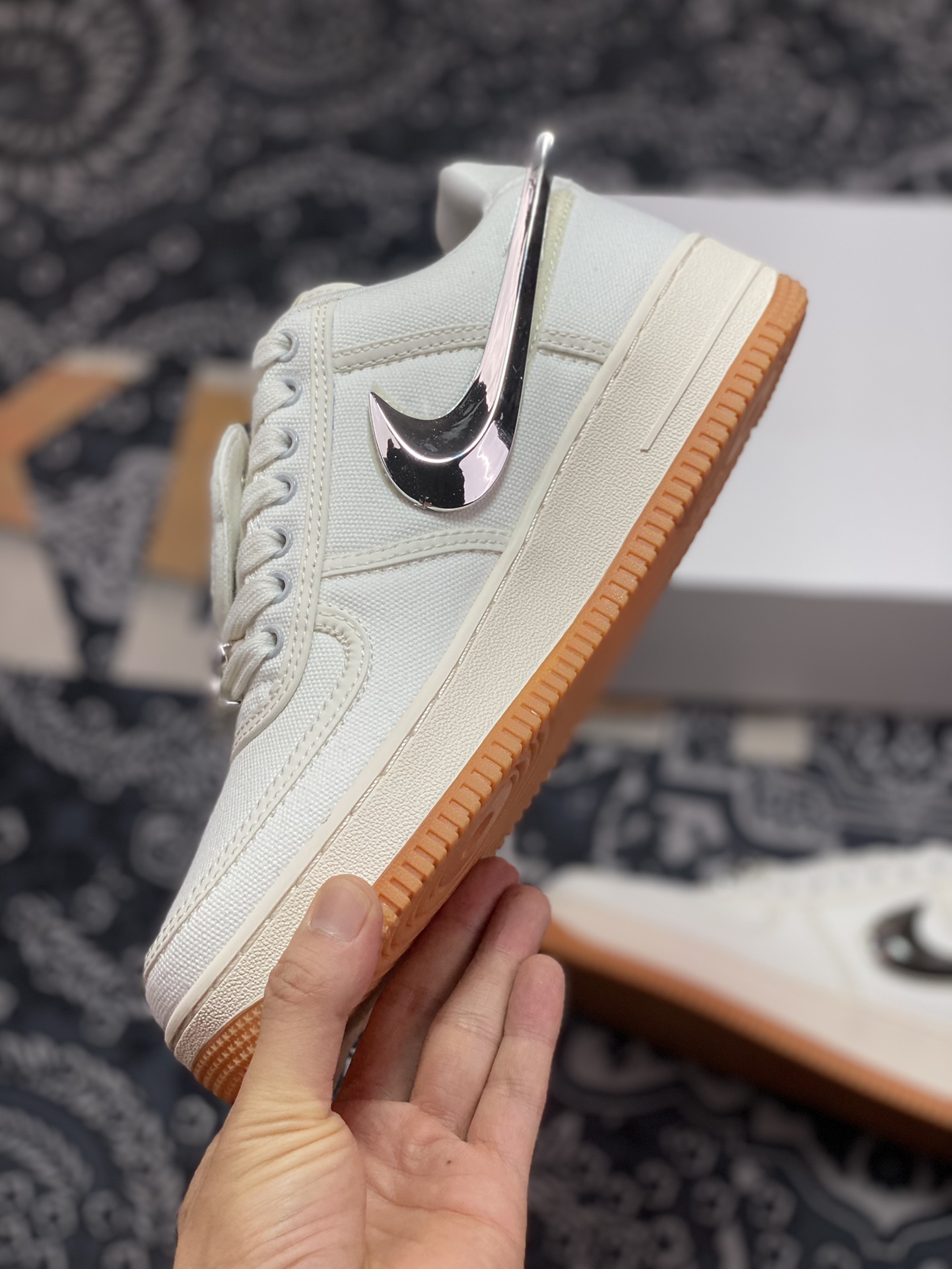 Air Force One low-top joint TS hook version beige silver AQ4211-101