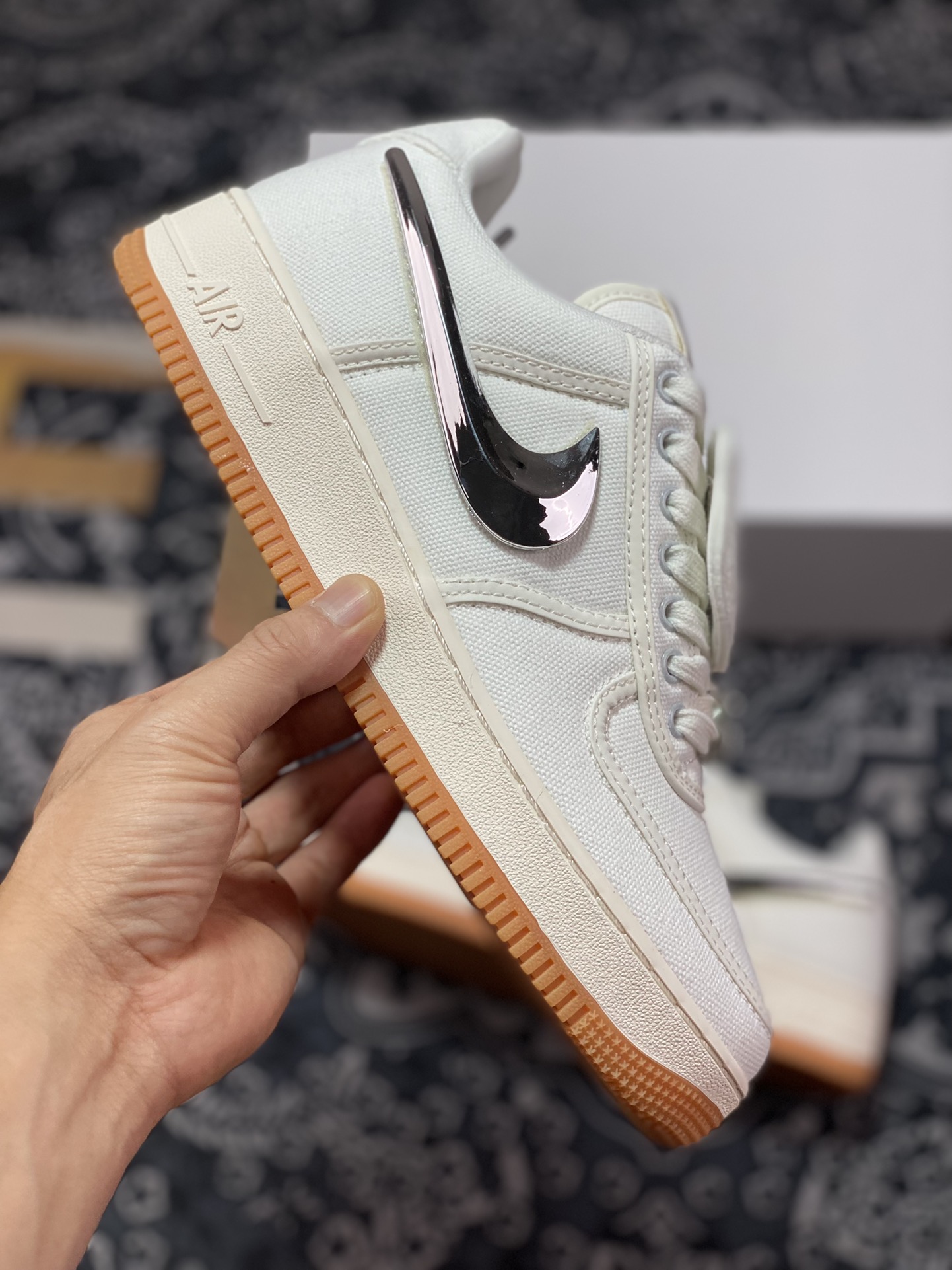 Air Force One low-top joint TS hook version beige silver AQ4211-101