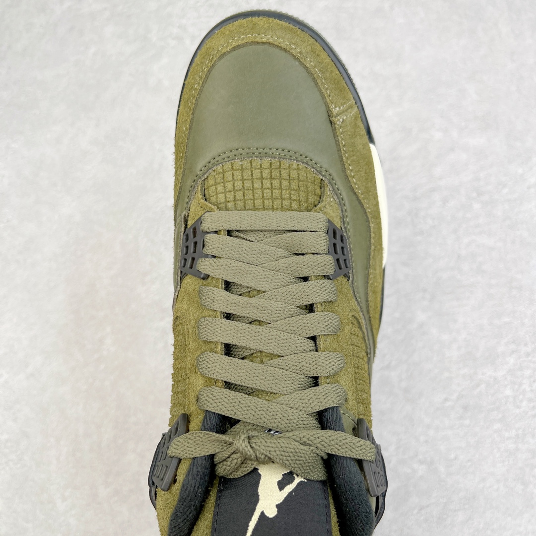 图片[4]-零售💰260 ＃KZ神版福利回馈‼Air Jordan AJ4 Retro \”Olive Canvas\” 军绿色 FB9927-200 全方位可对比原鞋 高频立体麂皮网格 PU鞋垫 纸团支撑物 鞋扣 大面 领口 眼片 四部位皮料均为不同纹理咖色 独家外贸特供尺码含 45.5 49.5 50.5 国内外口碑最好最推荐的产品 市场中端王者 亲自操刀耗时半年巨作 全套原纸板楦头开发 确保原汁原味 完美呈现四代版型 一比一鞋头弧度高度鞋身弧度 此版本只针对中端市场 皮料材质有所更替 其他数据细节工艺流程均保持一致 绝不口嗨 细节品控鞋型随意秒杀市面3XX 4XX 原厂TPU网格鞋带扣 正确内里网布 菱角分明不变形无多余毛边 柔软性质感一致于原鞋 市场唯一原厂鞋扣模具 背面可见隐藏注塑口 原厂织唛标 原厂飞人电绣工艺 尾指中部跳三针 独家绑鞋带手法 印刷中底布 四线拉帮 米色美纹纸贴合固定 进口港宝加持 后跟自然饱满 全鞋荧光划线卡点 追求极致完美 每一双都是工艺品 多重QC质检 超越公司货的品控标准 实实在在的免检产品 尺码：40 40.5 41 42 42.5 43 44 44.5 45 45.5 46 47.5 48.5 49.5 50.5 编码：by2936060-运动鞋