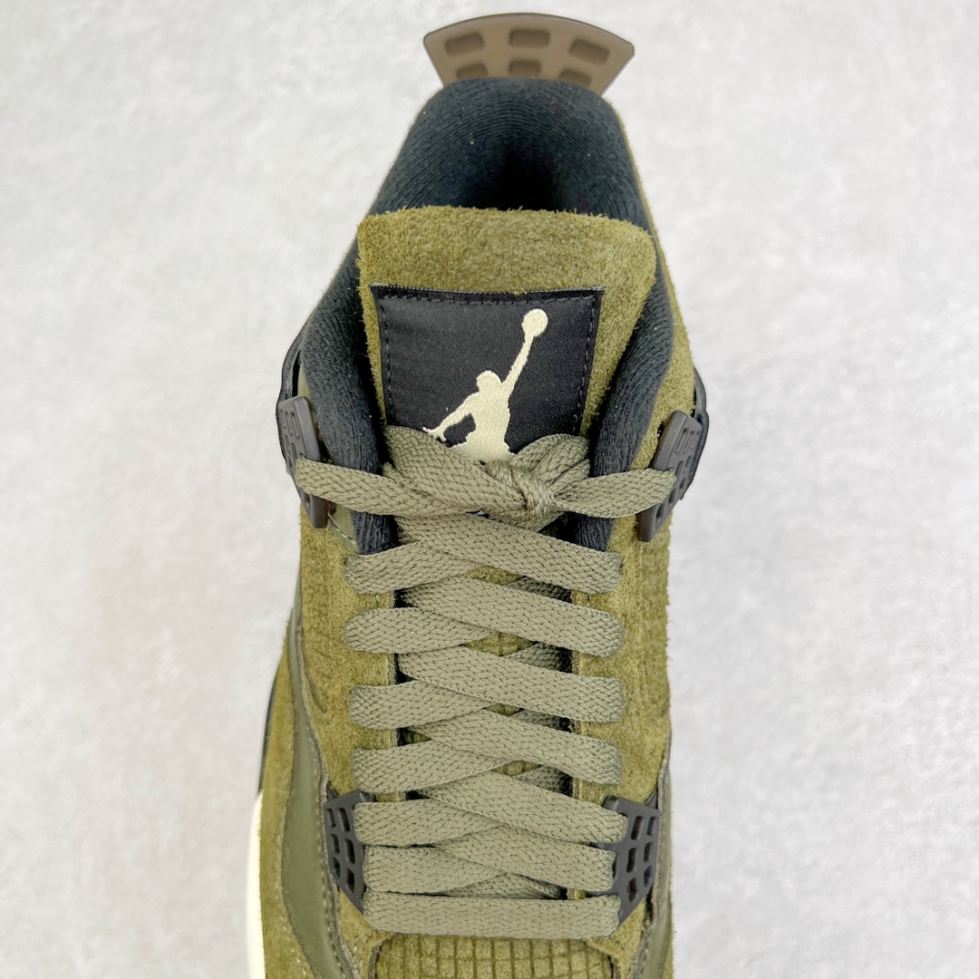 图片[5]-零售💰260 ＃KZ神版福利回馈‼Air Jordan AJ4 Retro \”Olive Canvas\” 军绿色 FB9927-200 全方位可对比原鞋 高频立体麂皮网格 PU鞋垫 纸团支撑物 鞋扣 大面 领口 眼片 四部位皮料均为不同纹理咖色 独家外贸特供尺码含 45.5 49.5 50.5 国内外口碑最好最推荐的产品 市场中端王者 亲自操刀耗时半年巨作 全套原纸板楦头开发 确保原汁原味 完美呈现四代版型 一比一鞋头弧度高度鞋身弧度 此版本只针对中端市场 皮料材质有所更替 其他数据细节工艺流程均保持一致 绝不口嗨 细节品控鞋型随意秒杀市面3XX 4XX 原厂TPU网格鞋带扣 正确内里网布 菱角分明不变形无多余毛边 柔软性质感一致于原鞋 市场唯一原厂鞋扣模具 背面可见隐藏注塑口 原厂织唛标 原厂飞人电绣工艺 尾指中部跳三针 独家绑鞋带手法 印刷中底布 四线拉帮 米色美纹纸贴合固定 进口港宝加持 后跟自然饱满 全鞋荧光划线卡点 追求极致完美 每一双都是工艺品 多重QC质检 超越公司货的品控标准 实实在在的免检产品 尺码：40 40.5 41 42 42.5 43 44 44.5 45 45.5 46 47.5 48.5 49.5 50.5 编码：by2936060-运动鞋