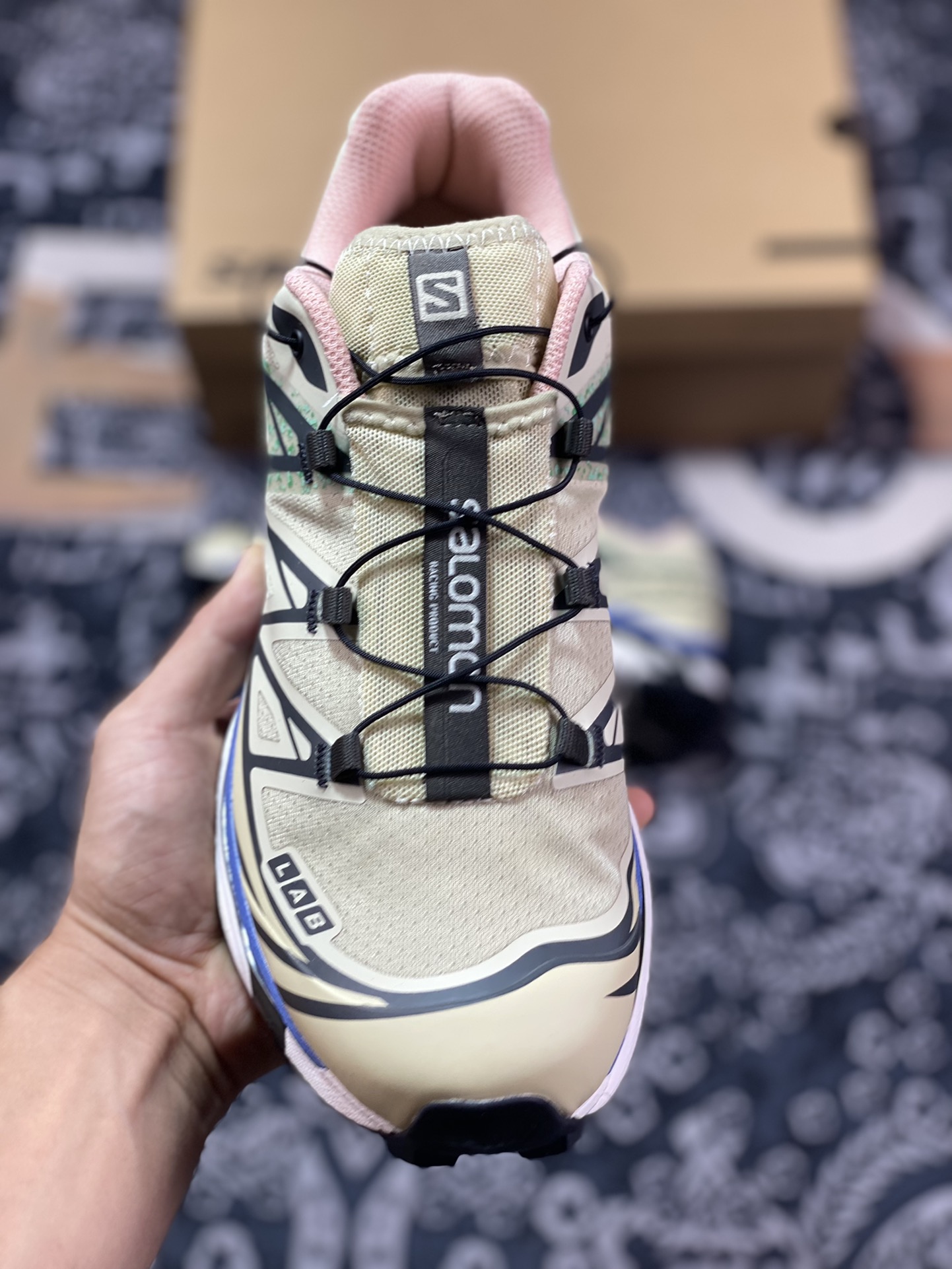 320 萨洛蒙/Salomon XT-6 Gore-Tex”Mindful“天际系列低帮运动鞋“鹅黄暗蓝”471590