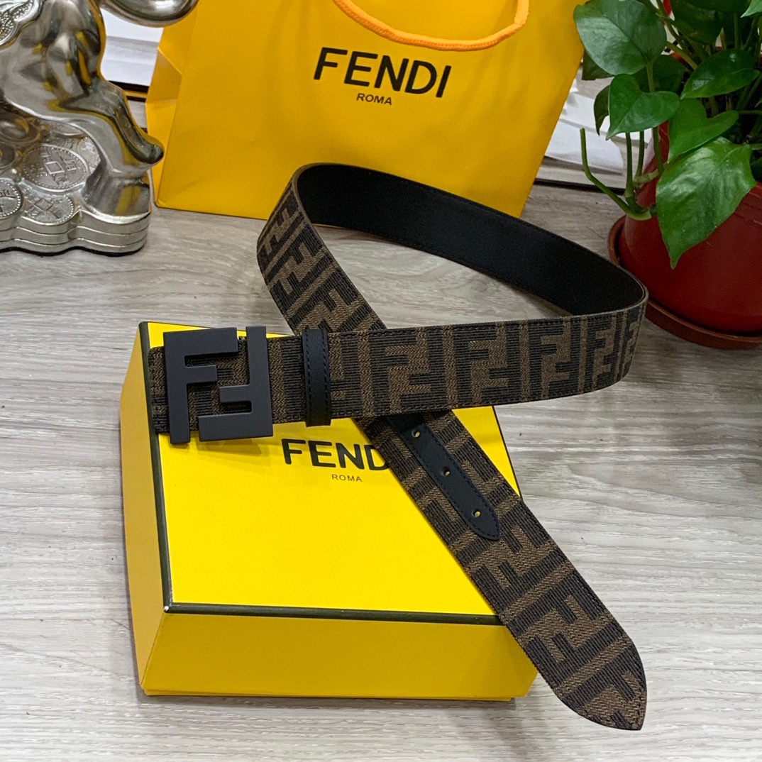 FENDl芬迪专柜同款宽3.8CM原