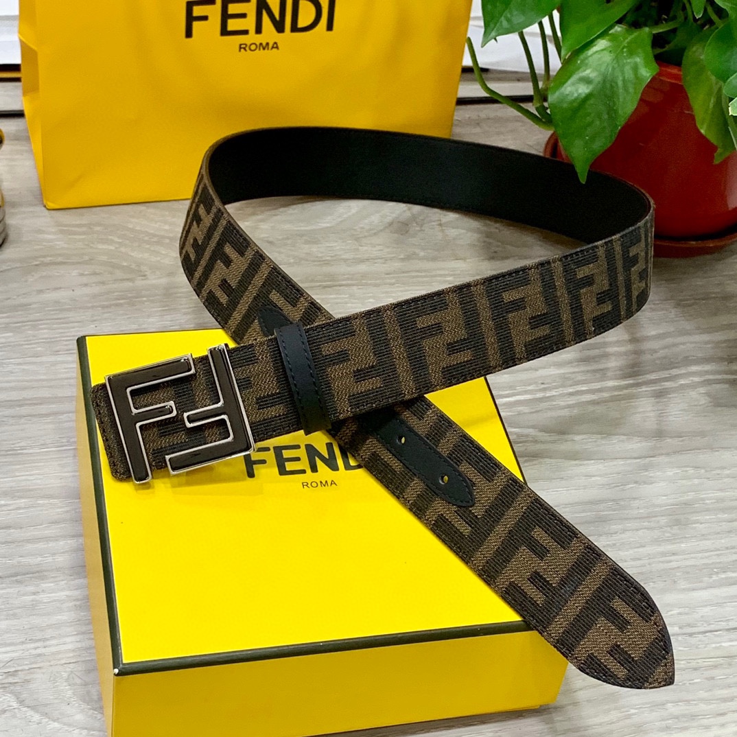 FENDl芬迪专柜同款宽3.8CM原