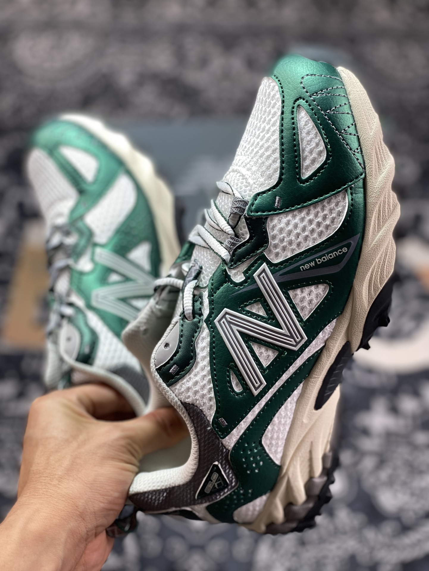 190 New Balance ML610T 系列低帮山系越野跑旅游复古老爹风休闲运动鞋“孔雀里白深灰”ML610TMB