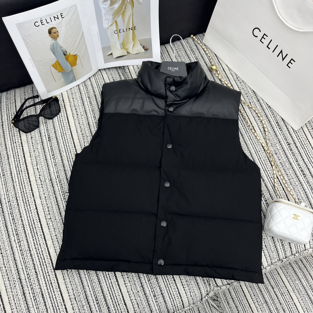 NO:661868,Special price 66-10-9 Original order quality Highly recommended Autumn and winter series B0ttegaV* new leather down jacket vest 90 white goose down filling YB purchase 1:1 customization Waterproof recycled nylon fabric High-end quality Complete hardware accessories, special price No return, no exchange, no free shipping, down jacket,  19860909特价 66-10-9原单品质 强烈推荐 秋冬系列 B0ttegaV*新款拼皮羽绒服马甲 90白鹅绒填充 YB购入1:1定制 防水再生尼龙面料 高端品质 五金配件齐全,特价 不退不换不包邮,down jacket, ,Women's clothing