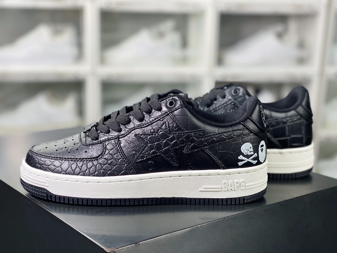 BAPE Sta Low Flash Star Series Low-top Classic Retro Casual Sports Sneakers ”Crocodile Leather Black and White Bone” 001FW-J231-901