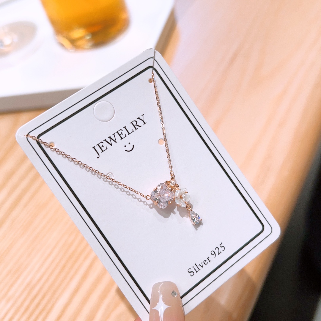 清純925シルバーネックレスゴールド 旅行