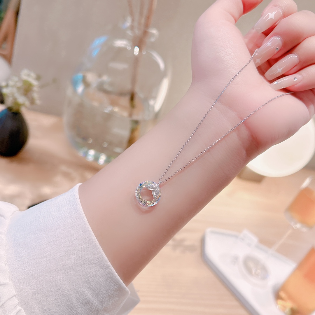 さわやか系アレルギー対応シルバーネックレスゴールド 新年