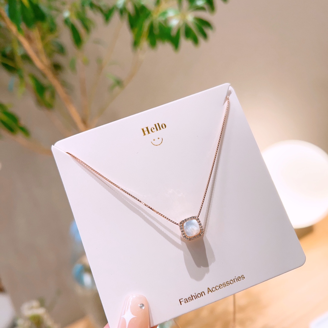 甘いS925スターリングシルバーネックレスゴールド 卒業