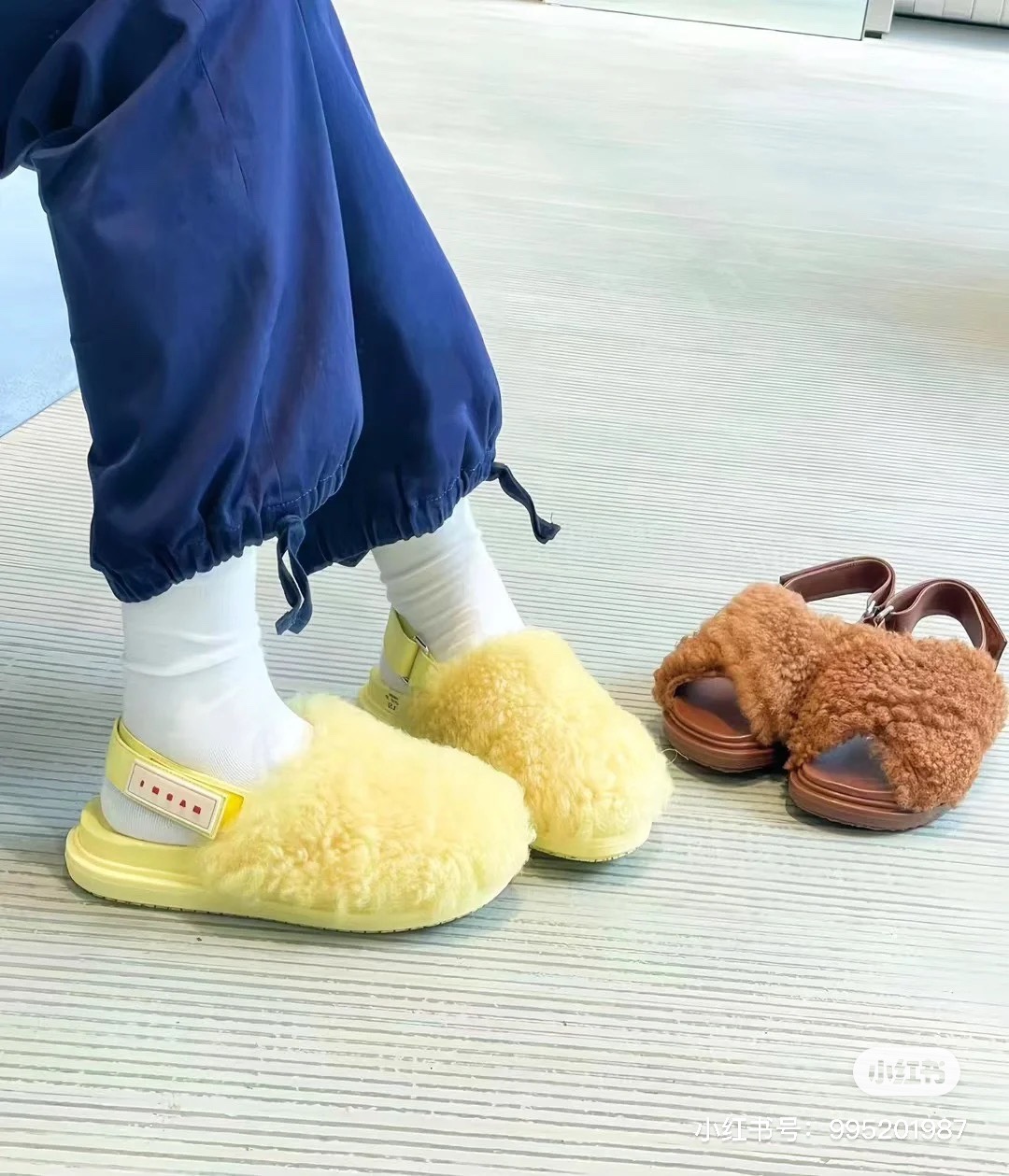 NO:165630,Foot pictures, fur shoes19860909上脚图,毛毛鞋,Women's Shoes