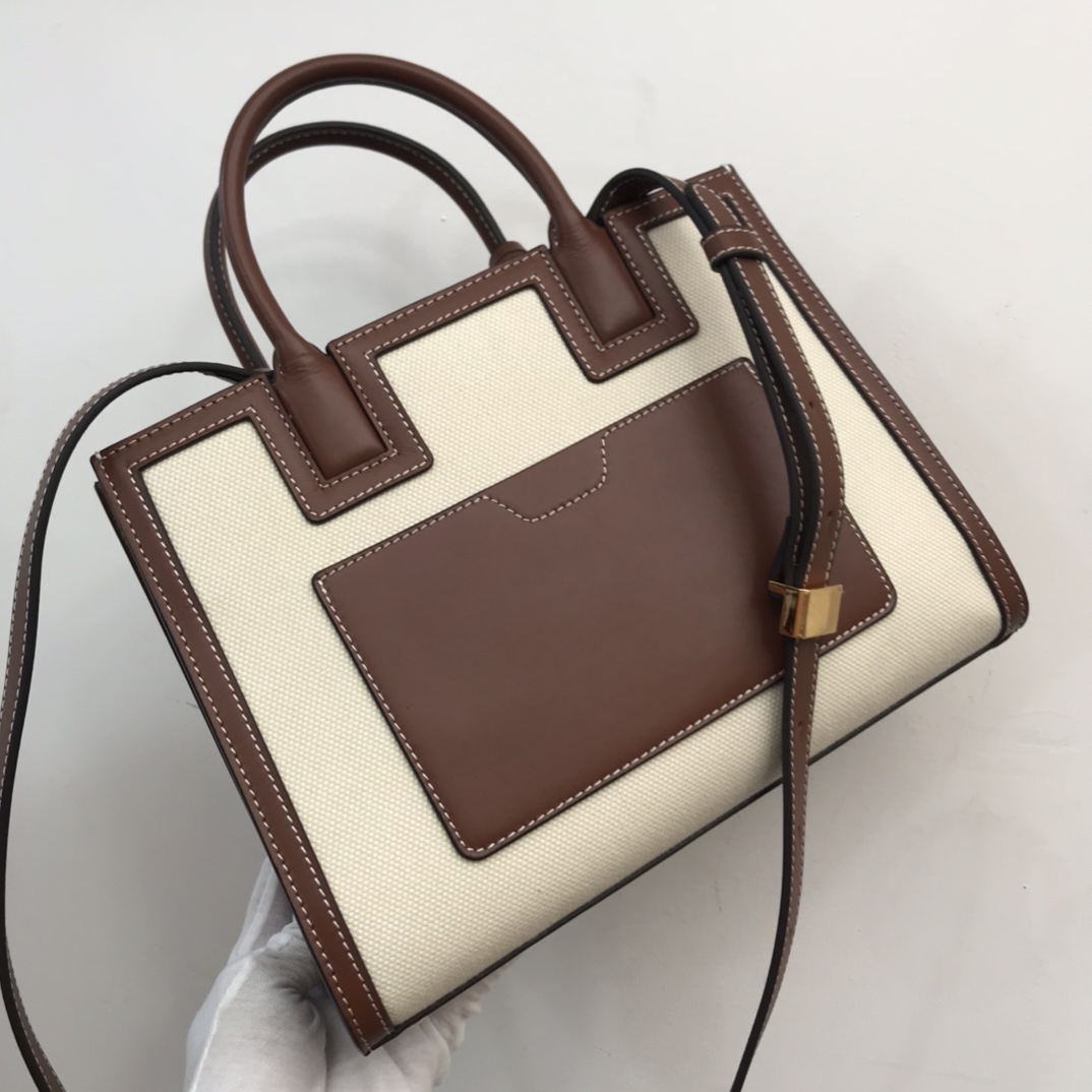 Burberry Luxury Designer Handbag Shoulder Crossbody Bag crafted in 4