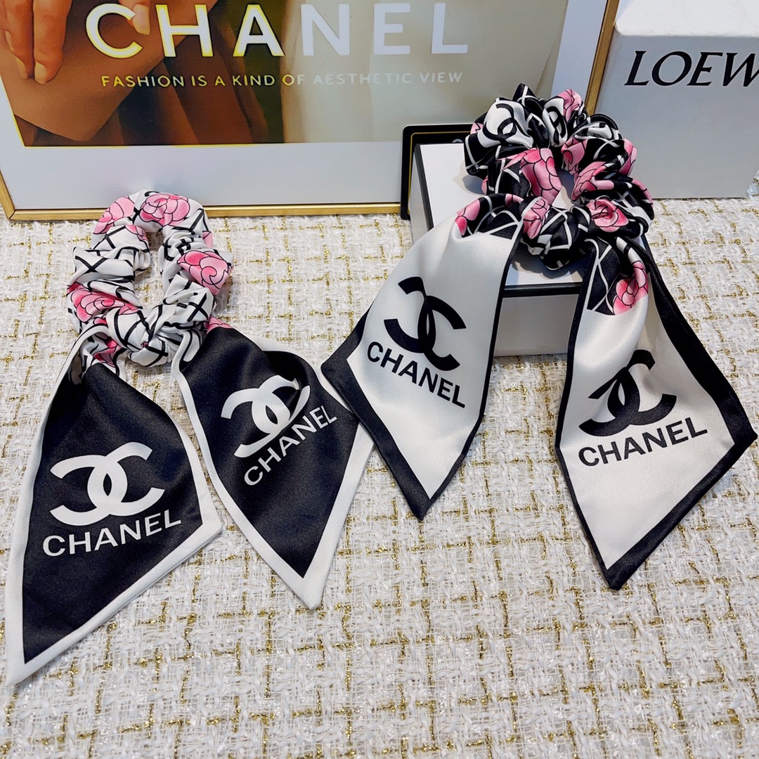 NO:277773,Chanel Xiaoxiang Chanel rubber band New style streamer rubber band hair ring ~ Temperament versatile little fairy must-have item Treasure style Close eyes recommended (single) hairpins, hairpins, chanel, hairpins19860909Chanel小香 Chanel皮筋 新款飘带皮筋发圈 ～气质百搭小仙女必入单品 宝藏款 闭眼入推荐款（单个）发夹,发夹,chanel,hairpins,accessory