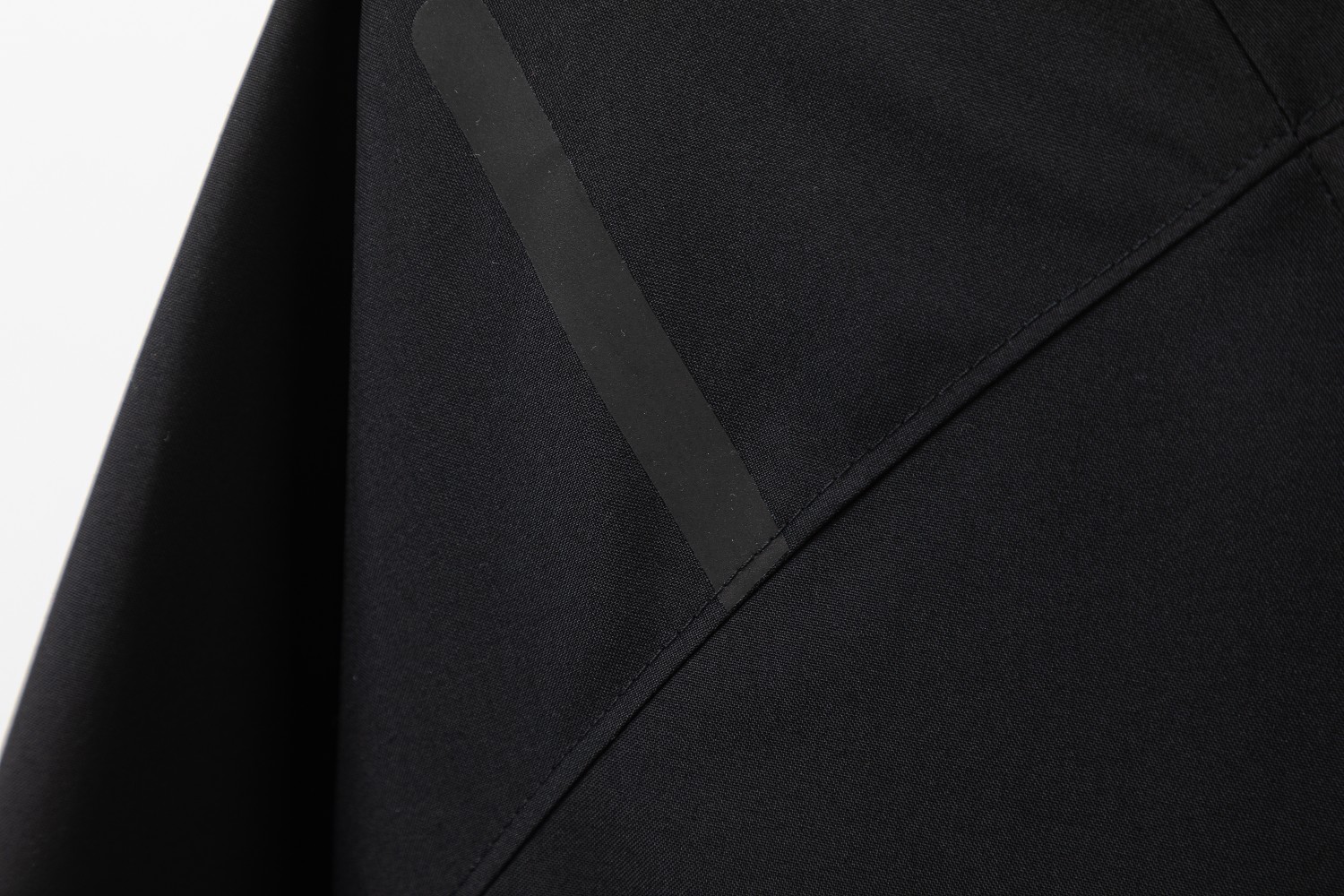 Outdoor Sports Soft-Shell Windproof Jacket for Urban Adventures - 图片 7