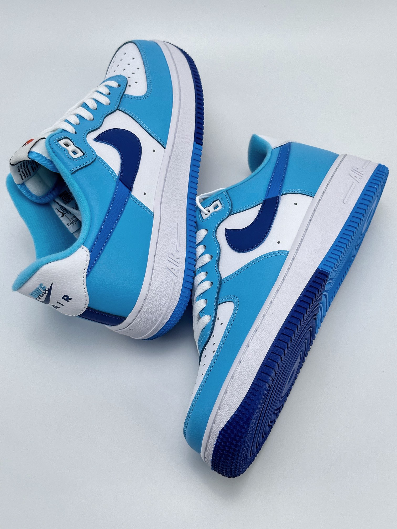 Nike Air Force 1 Low 07 Split ”Light Photo Blue” DZ2522-100