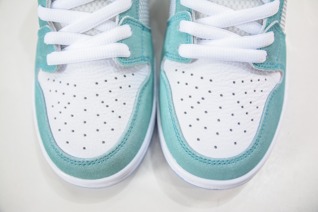 Nike SB Dunk Low 白青液态勾 FD2562-400