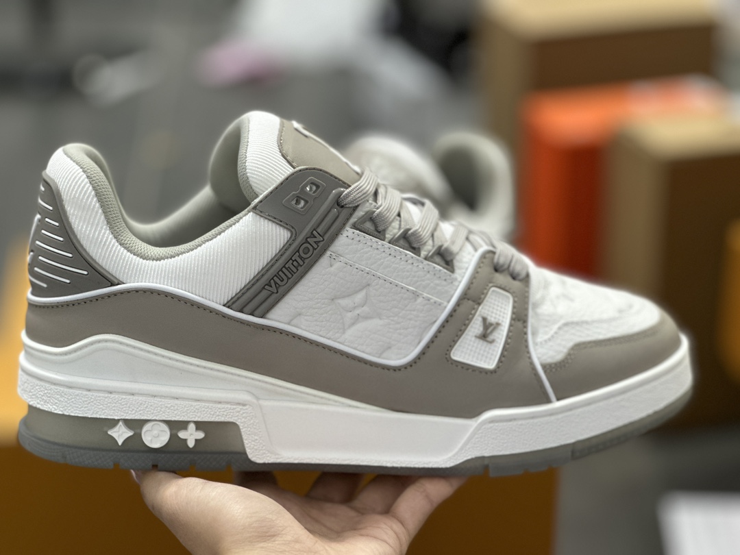 Louis Vuitton 路易威登 LV Trainer 板鞋灰白