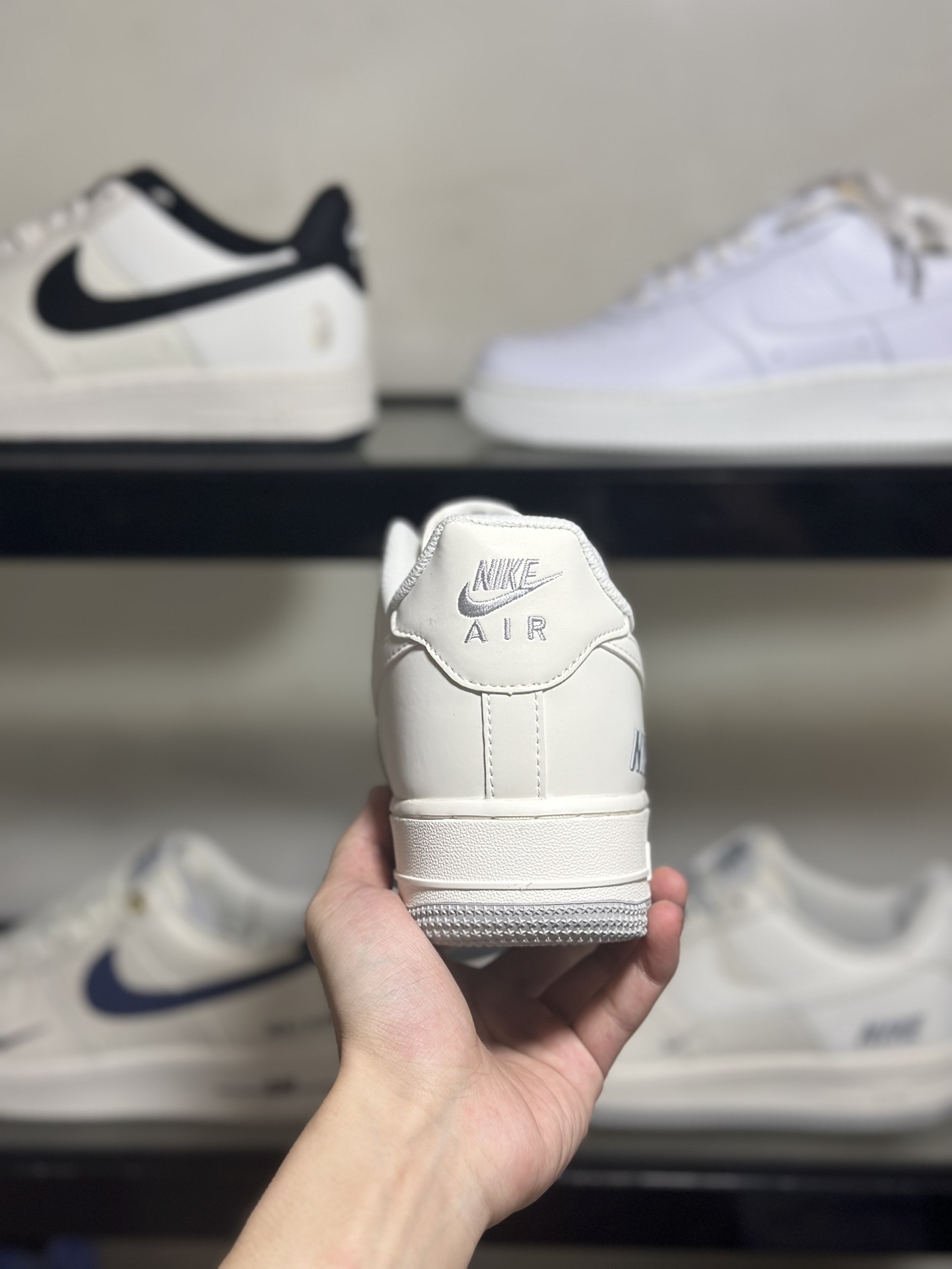 NikeAirForce1Low米白