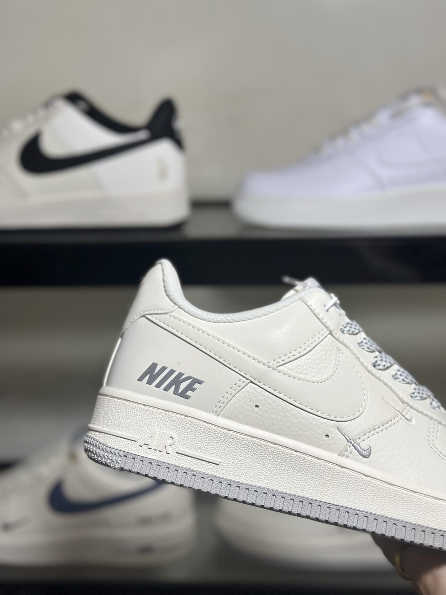 NikeAirForce1Low米白