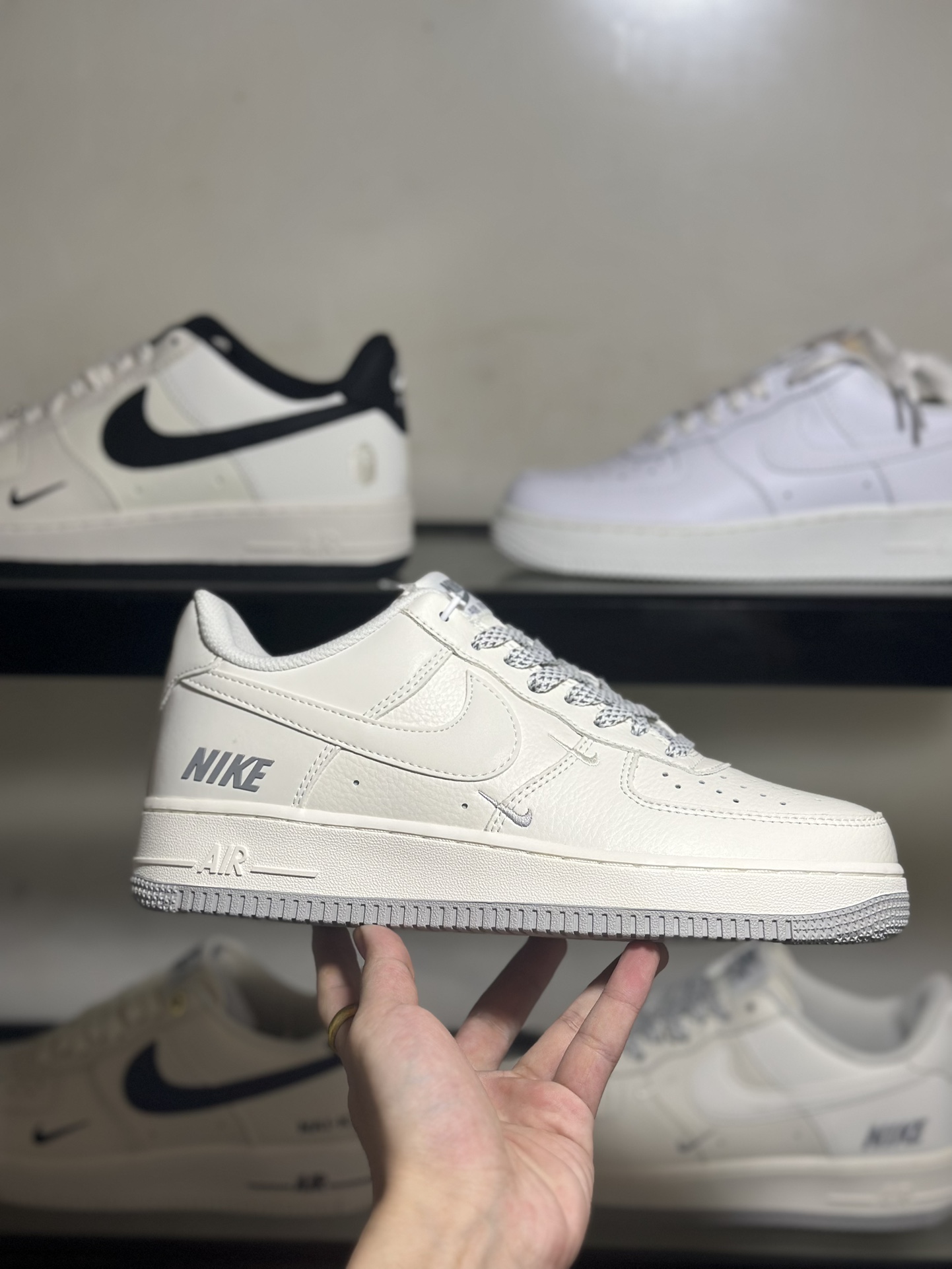 NikeAirForce1Low米白