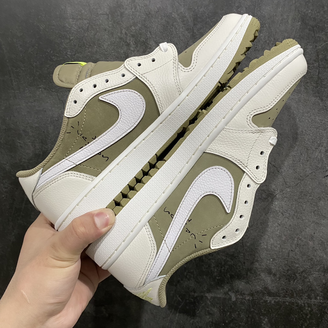 图片[2]-【LW版本】Travis Scott x Air Jordan 1 Golf AJ1乔1 TS联名倒钩高尔夫低帮6.0 FZ3124-200nn正确板型 区别市场通货n国内一线头部知名大厂出品原鞋原楦头纸板开发 原厂防尘纸极致一眼正品既视感 正确针车 完美细节 实拍即所得nn配色方面也基本照搬了倒钩3.0配色 以橄榄绿色为底 搭配米白色框架呈现 标志性的反钩Swoosh则以黑色点缀 材质方面以麂皮与皮革拼接设计 鞋舌标签部分则以柠檬黄色点缀 GOLF字样和飞人Logo也表明鞋款身份 内侧TS标志性的Cactus Jack厂牌元素依然保留 不过同样以改为了黑色 后跟处的飞翼刺绣也采用黄色缝线打造 最大的变化就是外底部分采用了特殊的Golf纹路 相比于普通的AJ1更加防滑 鞋垫上也带有飞翼、鬼脸、Travis Scott等双方合作的标志性元素  尺码：36 36.5 37.5 38 38.5 39 40 40.5 41 42 42.5 43 44 44.5 45 46 47.5-莆田鞋批发中心