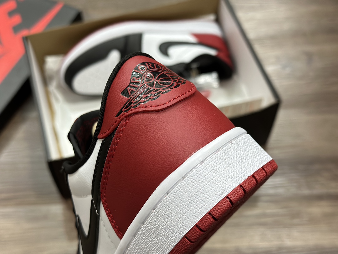 Air Jordan 1 Low aj1 Jordan 1 low-top basketball shoes CZ0790-106