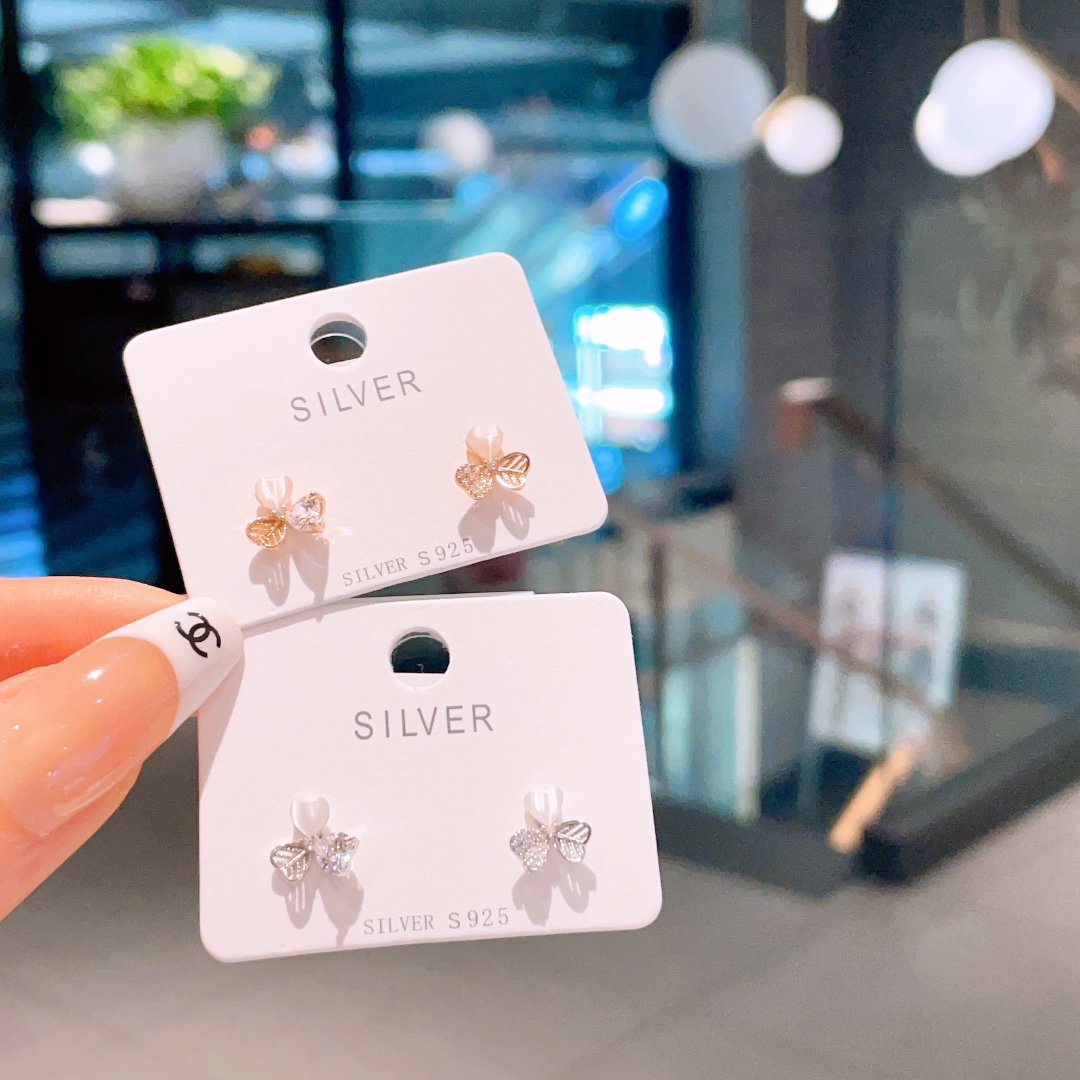 フレンチ純銀イヤリングシルバー 母の誕生日