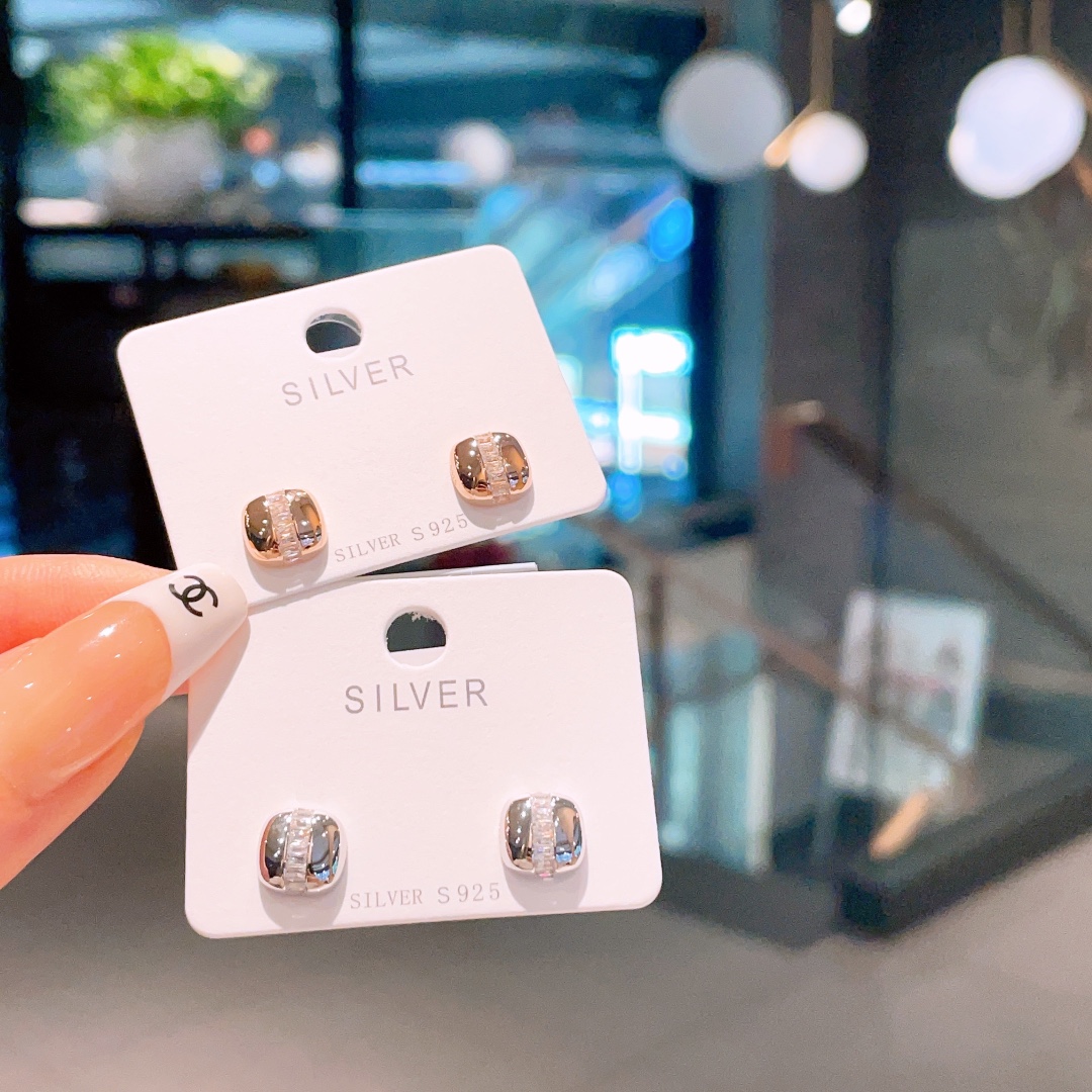 軽やか高品質シルバーイヤリングシルバー 旅行