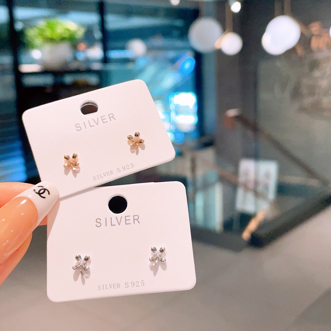 ミニマリストS925スターリングシルバーイヤリングゴールド 婚姻届提出