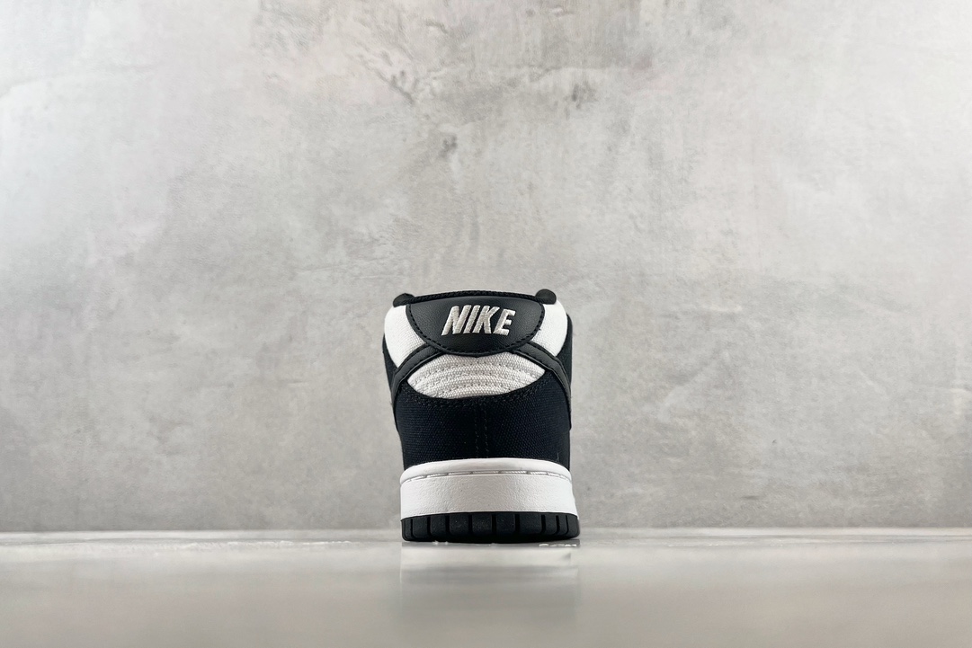 Nike Dunk Mid 黑白 DV0830-102