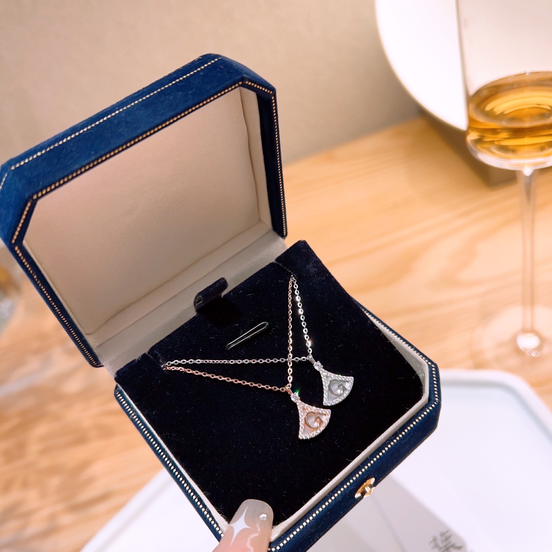 フレッシュアレルギー対応シルバーネックレスゴールド パーティー