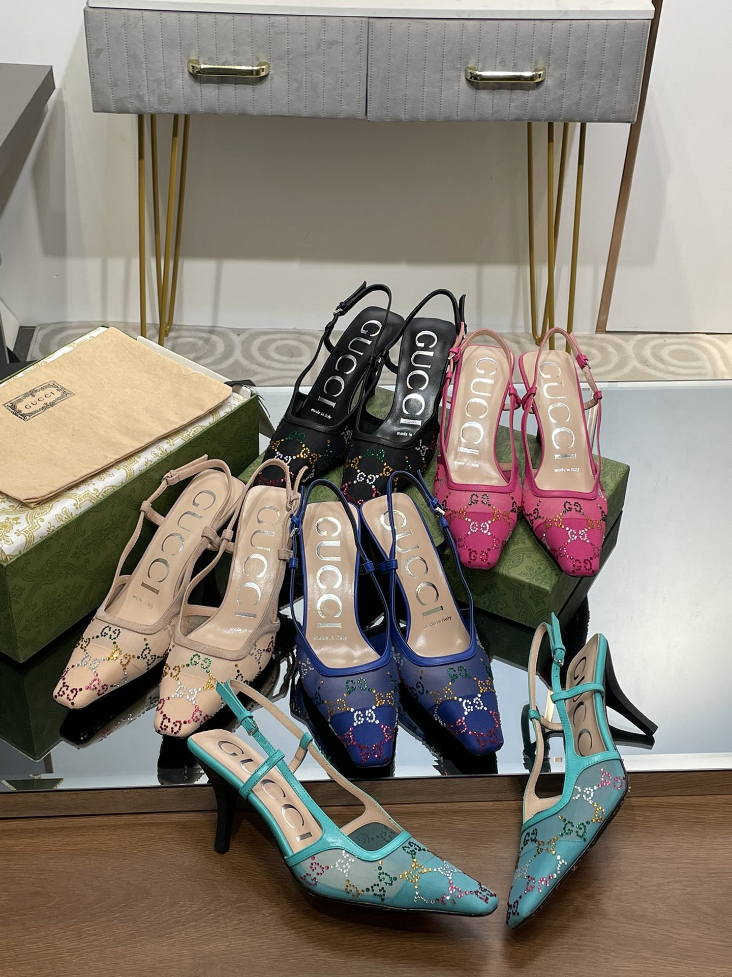 NO:166693,Gucci i mesh diamond sandals, all 7.5 and 3.5 kitten heels, flat heels, sandals, sandals19860909古奇gu cc i 网钻凉鞋 全系7.5和3.5小猫跟 平跟拖,凉鞋,sandals,Women's Shoes