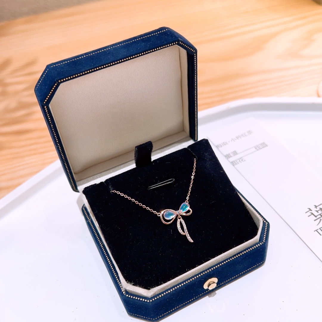 知性的高品質シルバーネックレスゴールド 父の日