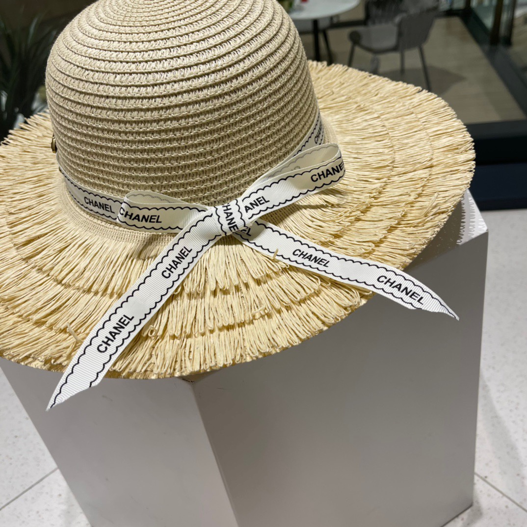 Chanel香奈儿 流苏标大檐草帽 杂志款❤️ 拍照巨好看滴