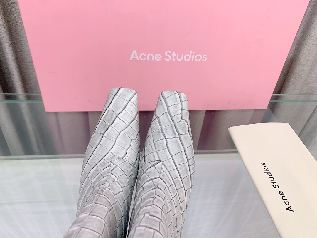 Trendy Boots Collection: High and Short Styles in Oxen-Skin for Fall/Winter - 图片 6