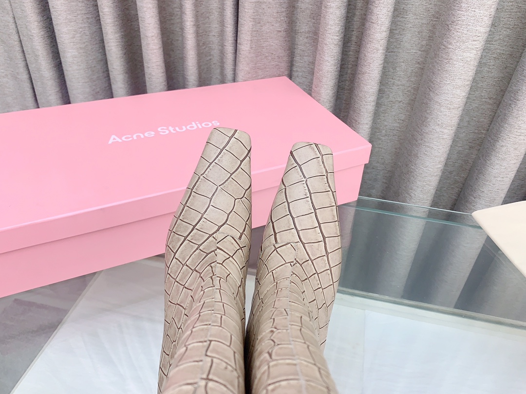 Stylish Leather Boots Collection with Various Designs and Sizes - 图片 6