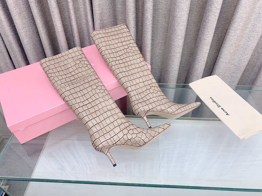 Stylish Leather Boots Collection with Various Designs and Sizes - 图片 5
