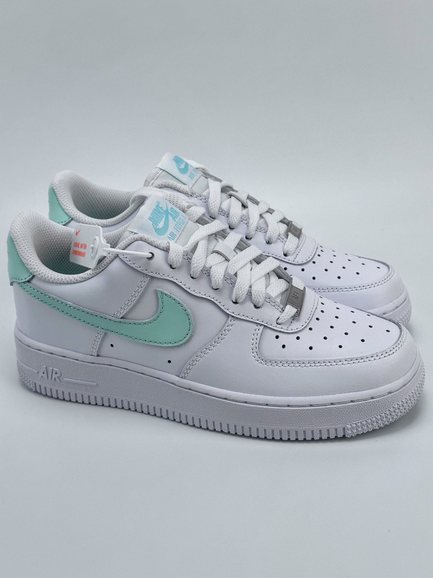 Nike Air Force 1 Low 07 White Grass Green Hook DX5883-101