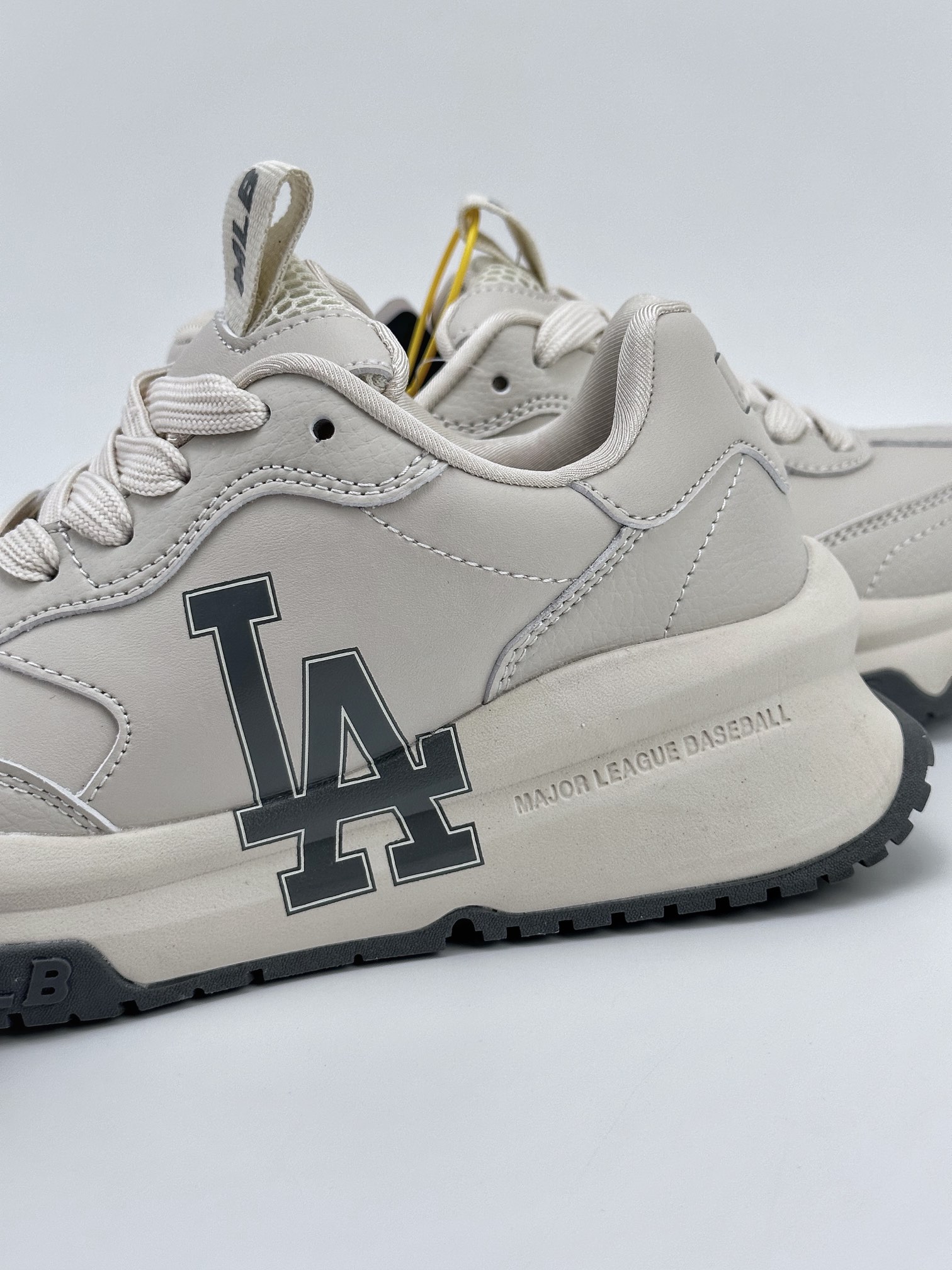 NY Yankees x MLB Chunky Runner Basic thick-soled daddy thick-soled casual sports jogging shoes 3ASHCRB3N