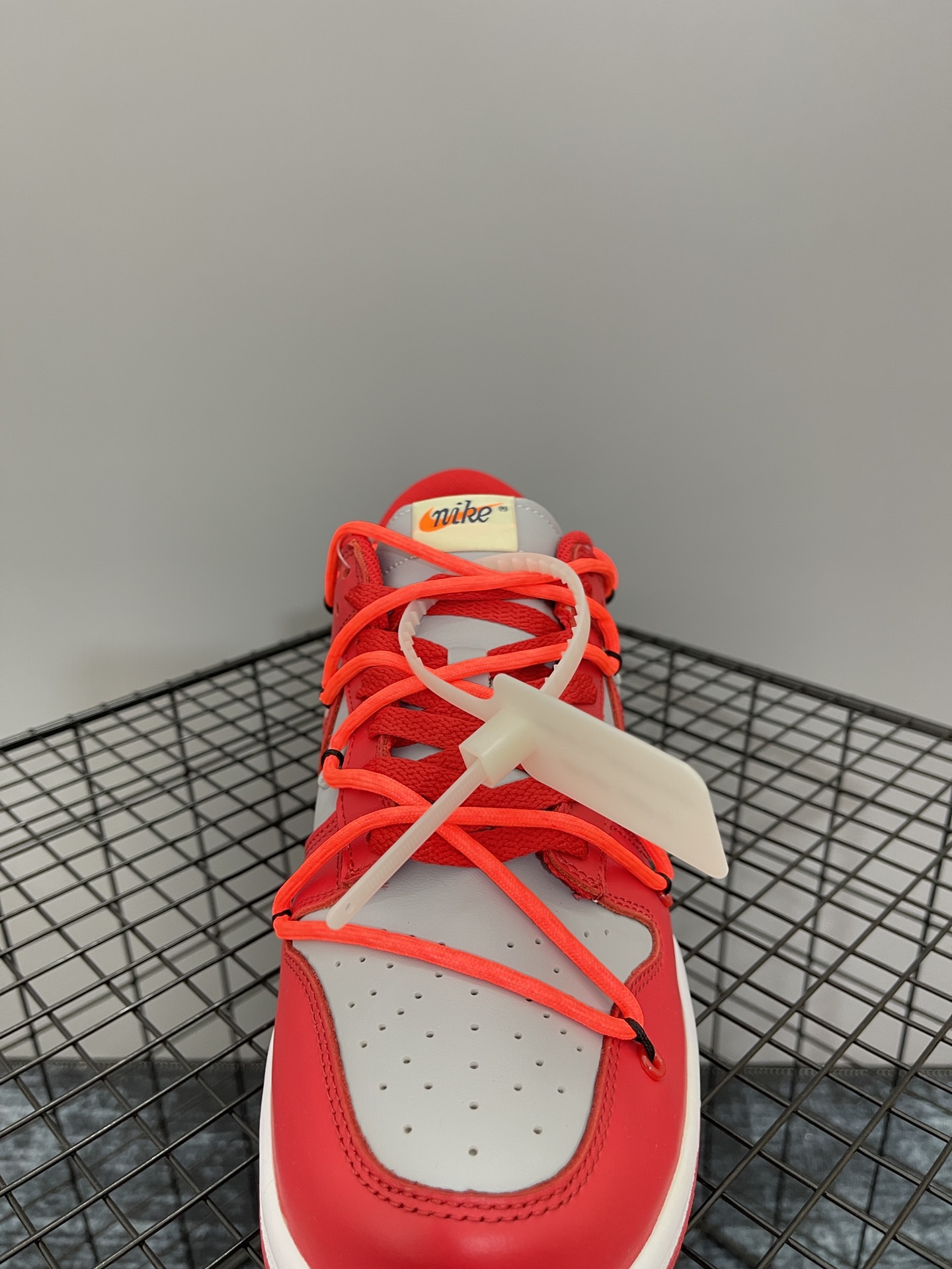 Off-White x Nike Dunk Low LTHR OWDunk SB CT0856-600