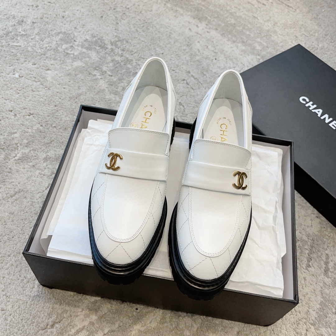 CHANEL мюли лоферы｜винтажные роскошные лоферы｜металлическая пряжка с двойной C + вощёная телячья кожа