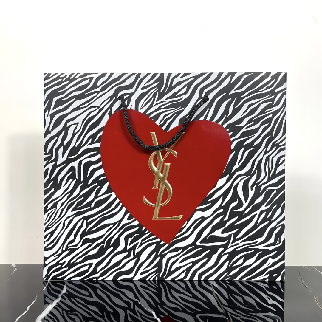 Yves Saint Laurent Zebra Print Lipstick Duo - Black Label 314 & Gold Label 1966 5 i1691879443 4312 5