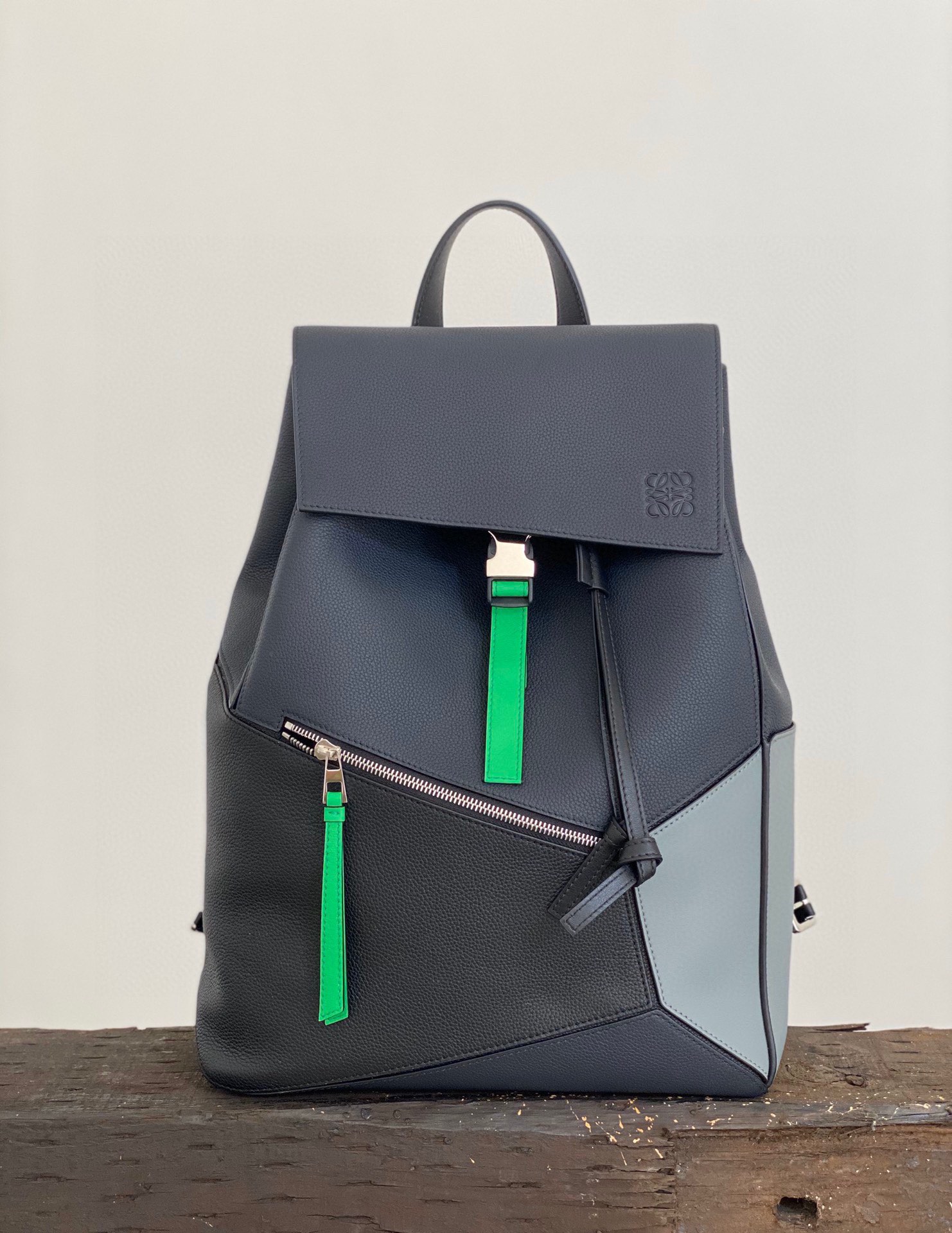 Loewe Puzzle Buy Bags Backpack Black Calfskin Cowhide
