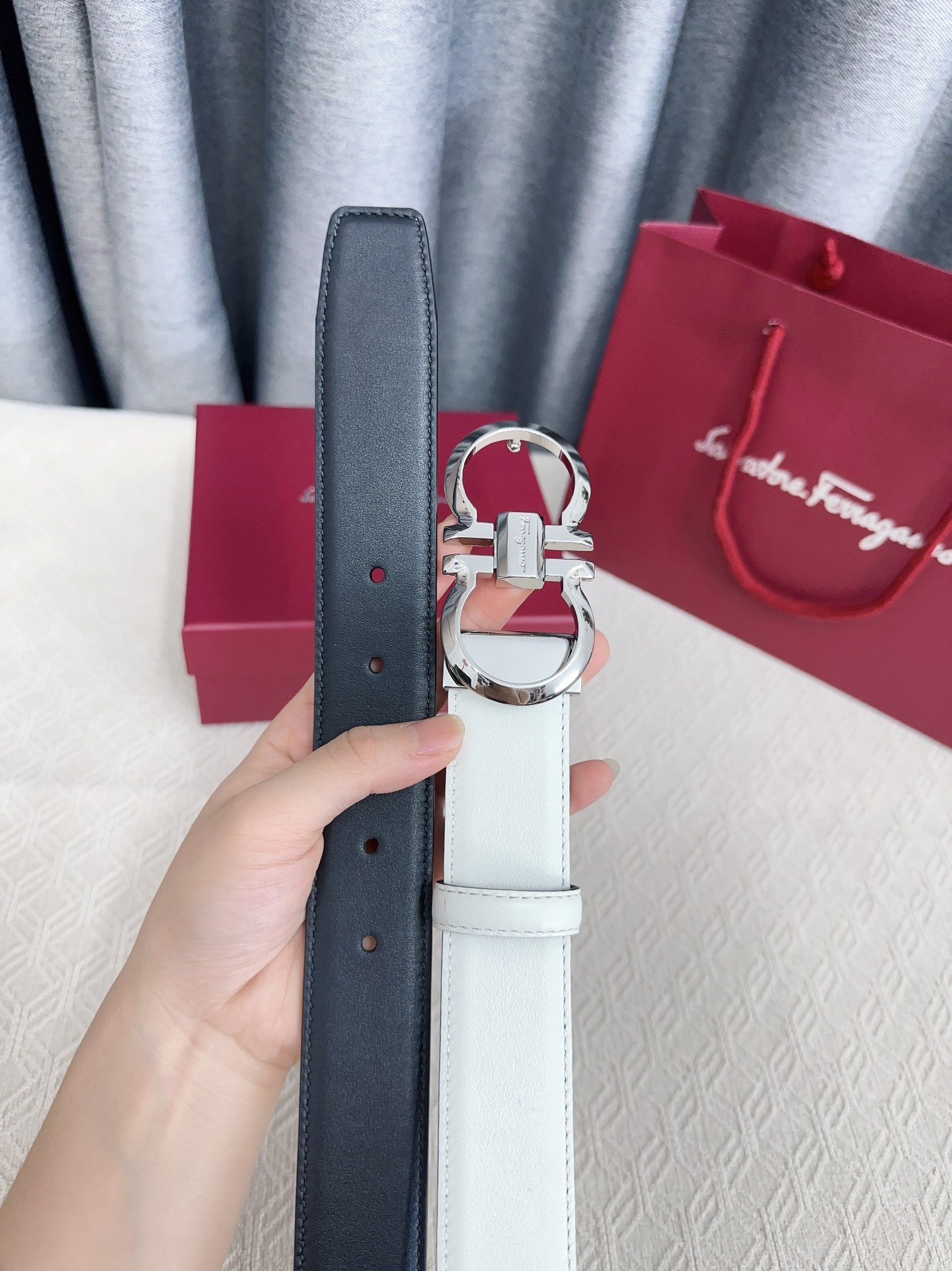 Luxury Oxen Skin Belt with NFC Chip Swipe Code for Fashionable City Style - 图片 7